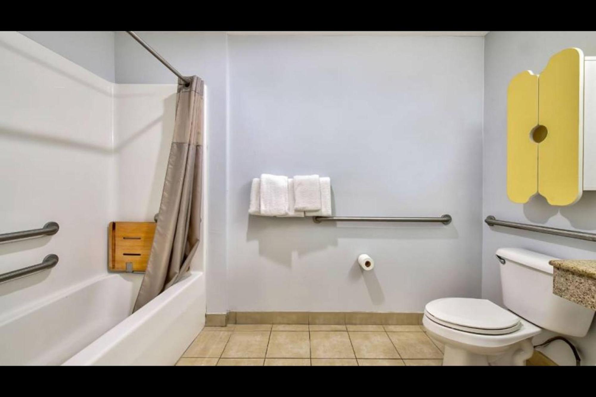 Oyo Townhouse Sulphur,La Extended Stay Exteriér fotografie