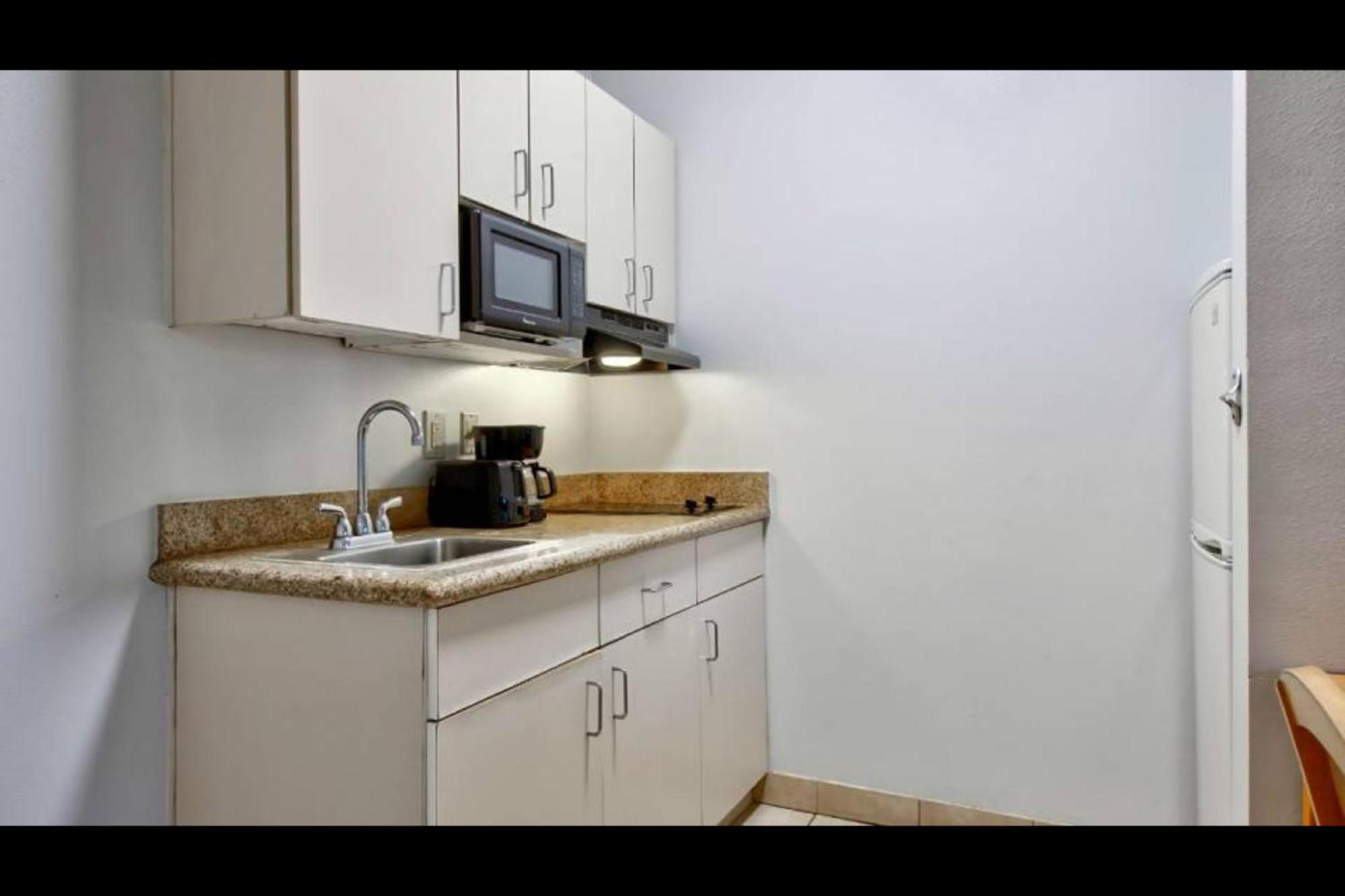 Oyo Townhouse Sulphur,La Extended Stay Exteriér fotografie